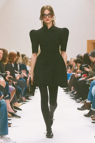 Look 45